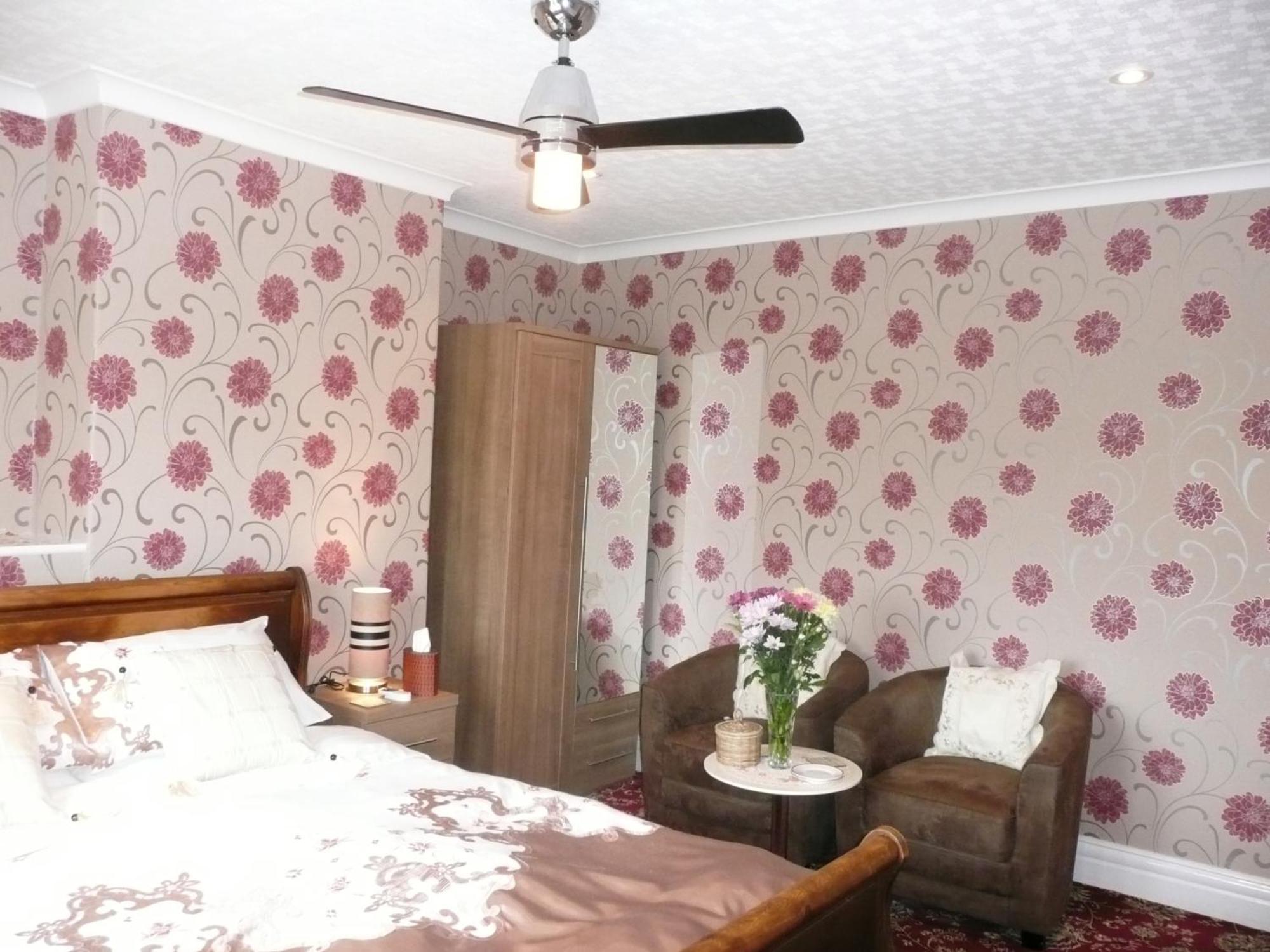 Cherry Blossom Guest House Уитби Екстериор снимка