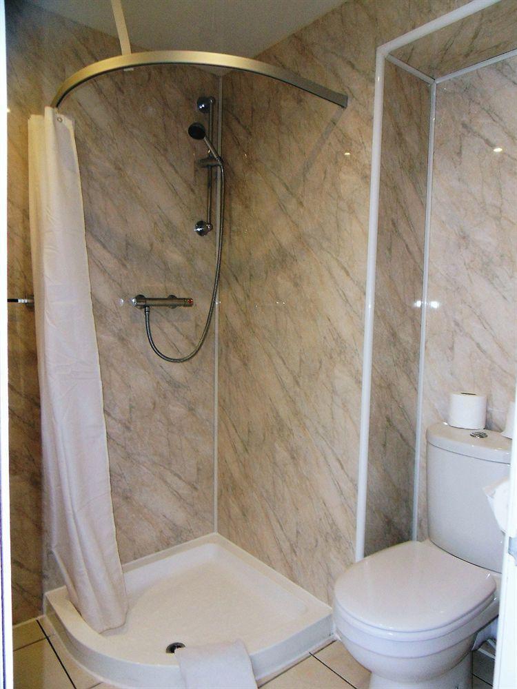 Cherry Blossom Guest House Уитби Екстериор снимка