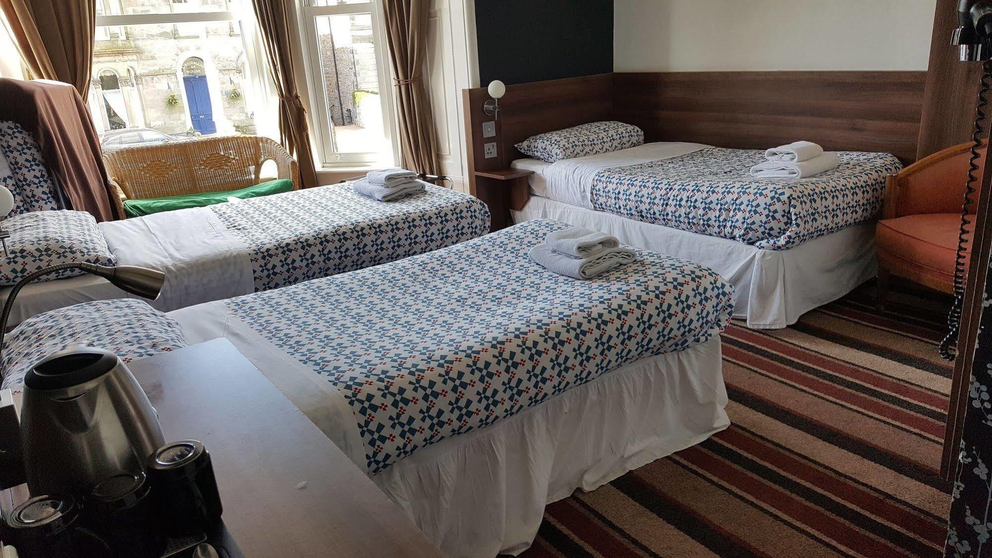 Cherry Blossom Guest House Уитби Екстериор снимка